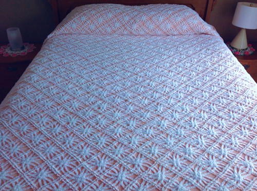 Vintage chenille bedspread - chenille,