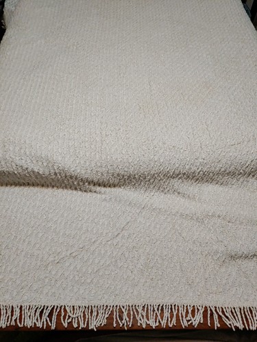 Vintage white chenille - vintage,
